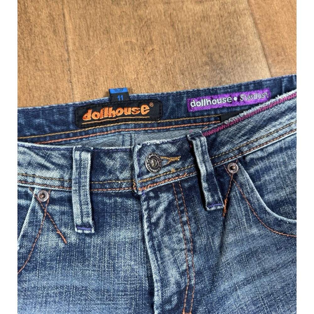 Dollhouse Denim Capri Jeans Stardust Mid-Rise Women's 11 Embroidered (NWT) - Picture 4 of 6